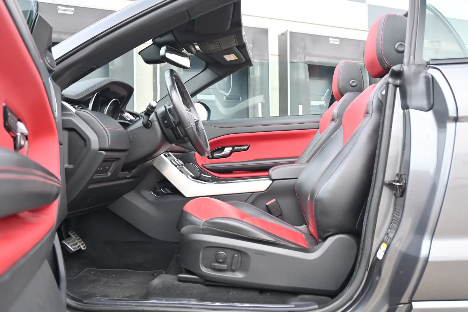 Land Rover Range Rover Evoque Convertible 2.0 Si4 HSE Dynamic Grau - 2