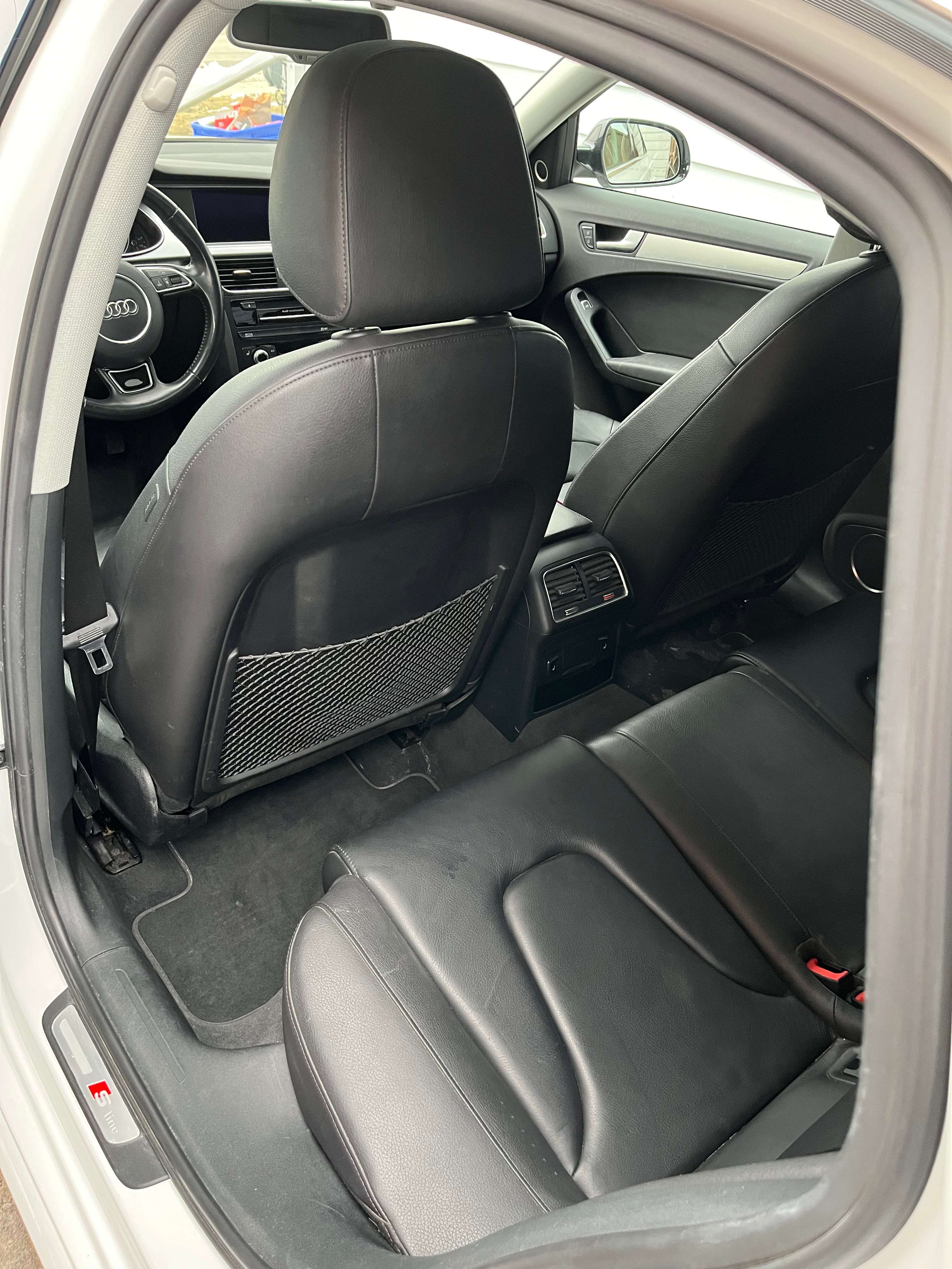 2016 Audi A4 4dr Sdn Man Technik plus quattro thumb 6