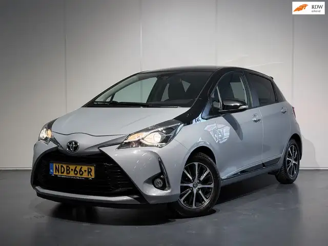 Toyota Yaris 1.5 VVT-i Y20 Bi-Tone /Clima/Cruise/Camera/LMV/Lan
