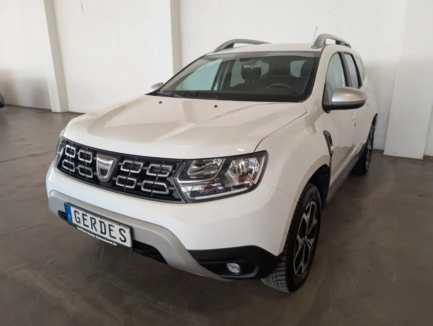 Dacia Duster 1.6 SCe 115 Prestige Weiß - 2