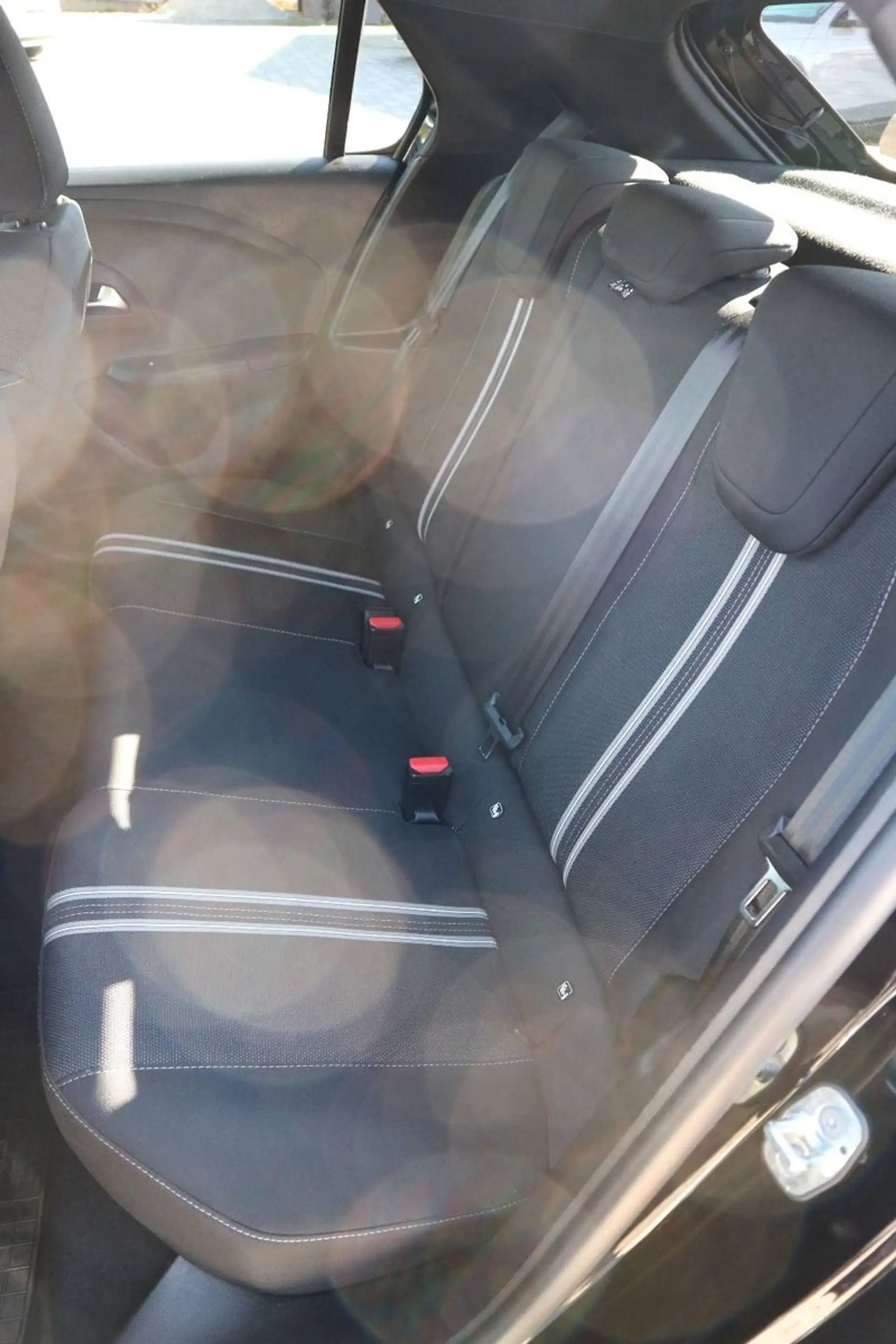 Opel Corsa F GS Automatik Kamera Sitzheizung Navi — photo 7