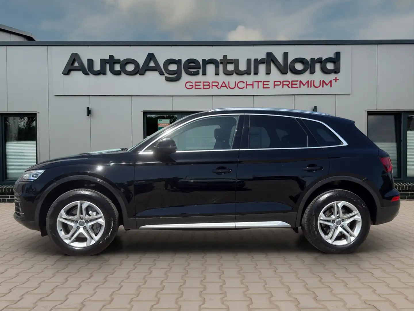 Audi Q5 40 TDI S-tronic Quattro AHK+XENON+KAMERA+SHZ Noir - 2