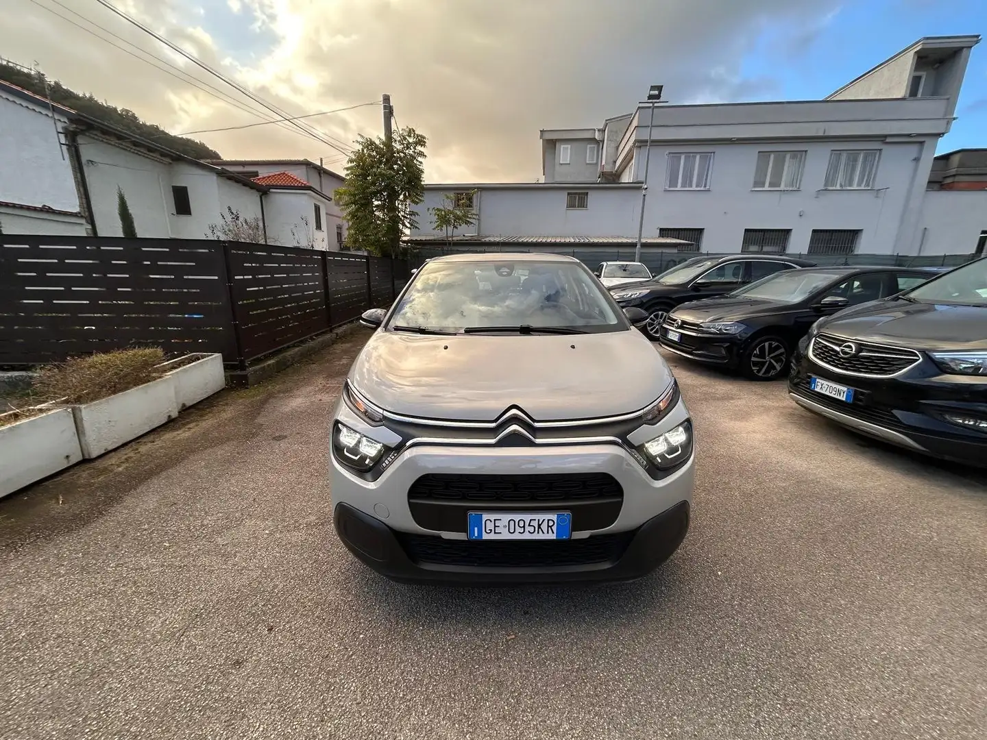 Citroen C3 C3 III 2017 1.2 puretech Feel s Beige - 1