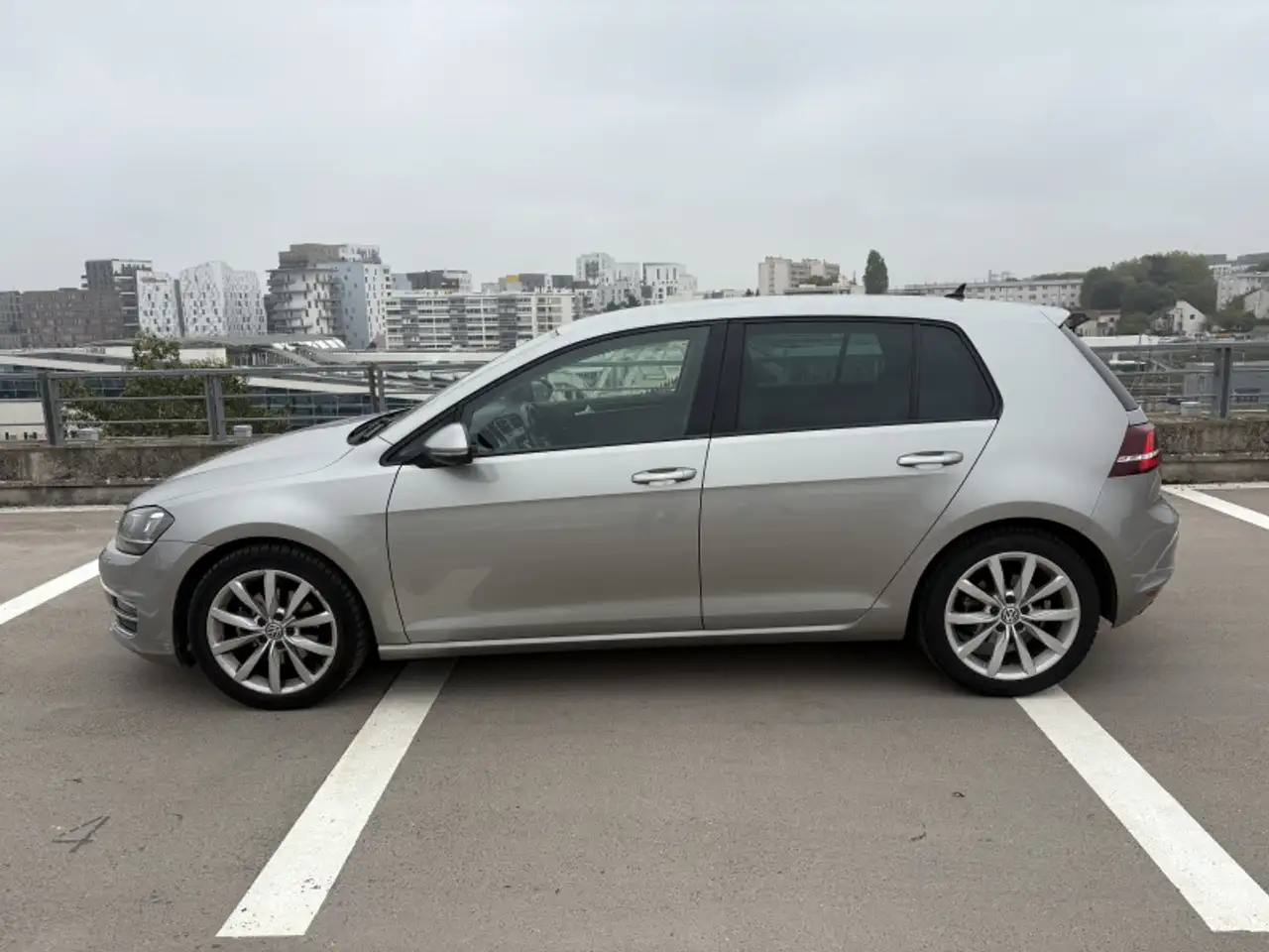Volkswagen Golf Variant — photo 3