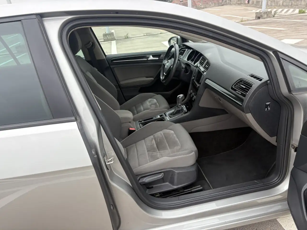 Volkswagen Golf Variant — photo 12