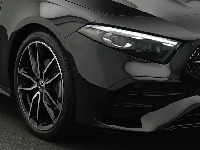 Mercedes-Benz A-Class view 9