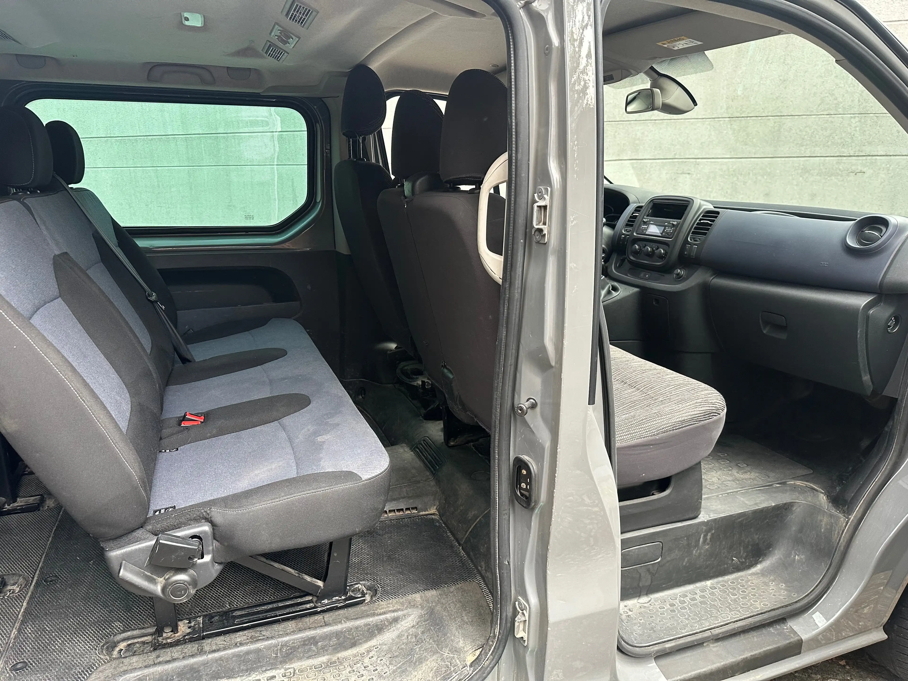 Opel Vivaro Combi L1H1 2,9t KLIMA 9 PLÄTZE NEU TÜV EURO 6 — photo 11