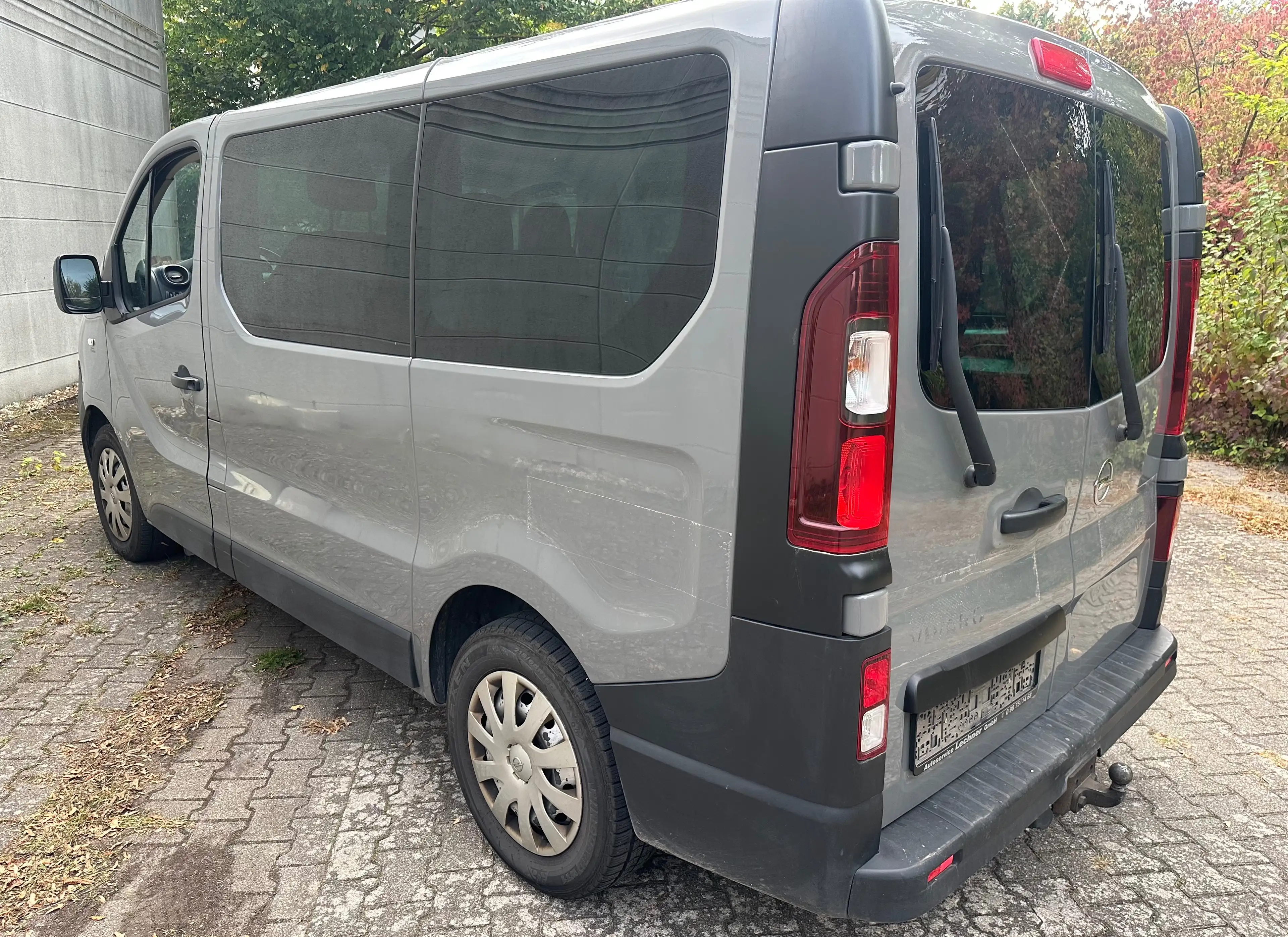 Opel Vivaro Combi L1H1 2,9t KLIMA 9 PLÄTZE NEU TÜV EURO 6 — photo 6