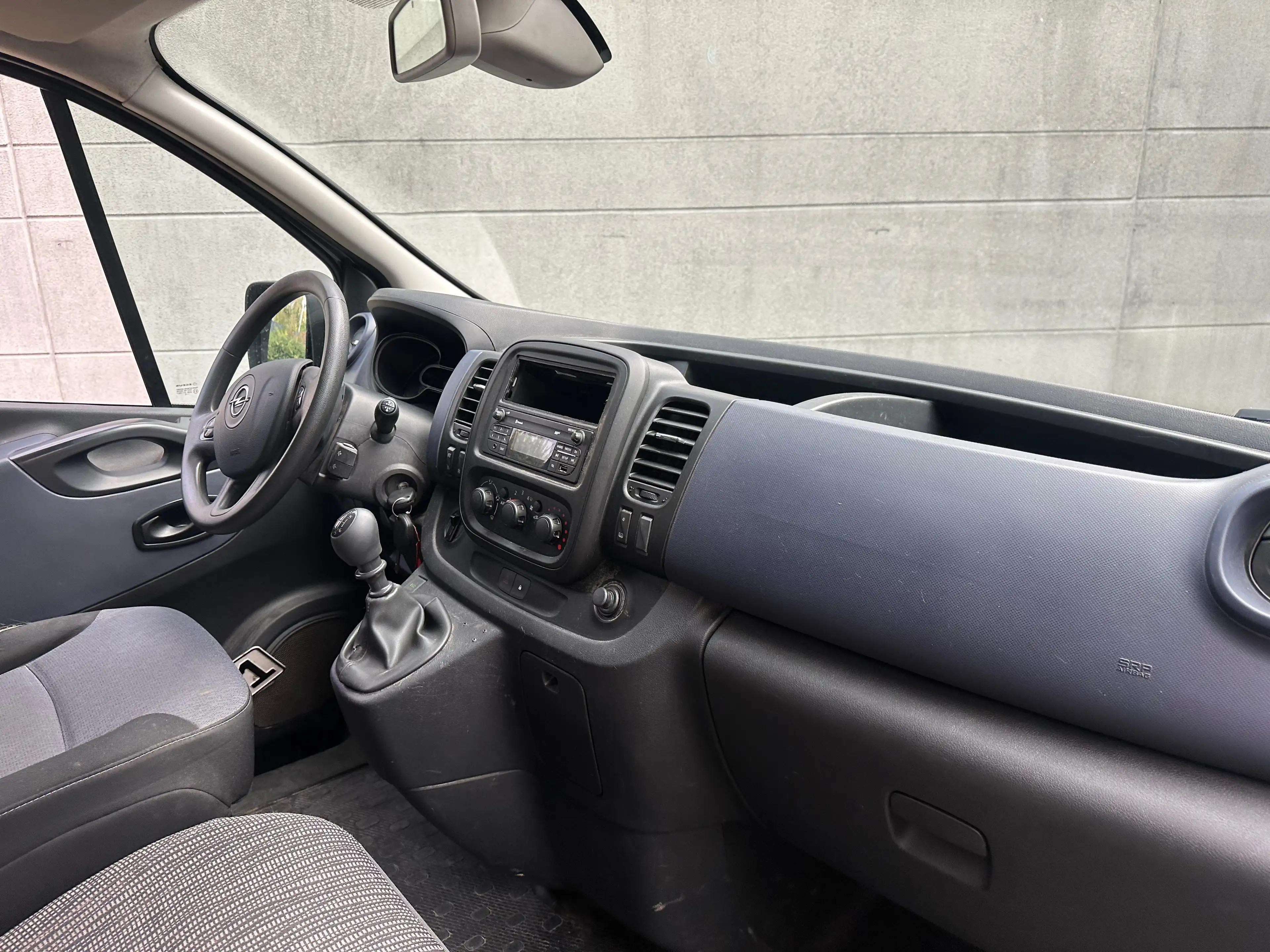 Opel Vivaro Combi L1H1 2,9t KLIMA 9 PLÄTZE NEU TÜV EURO 6 — photo 7