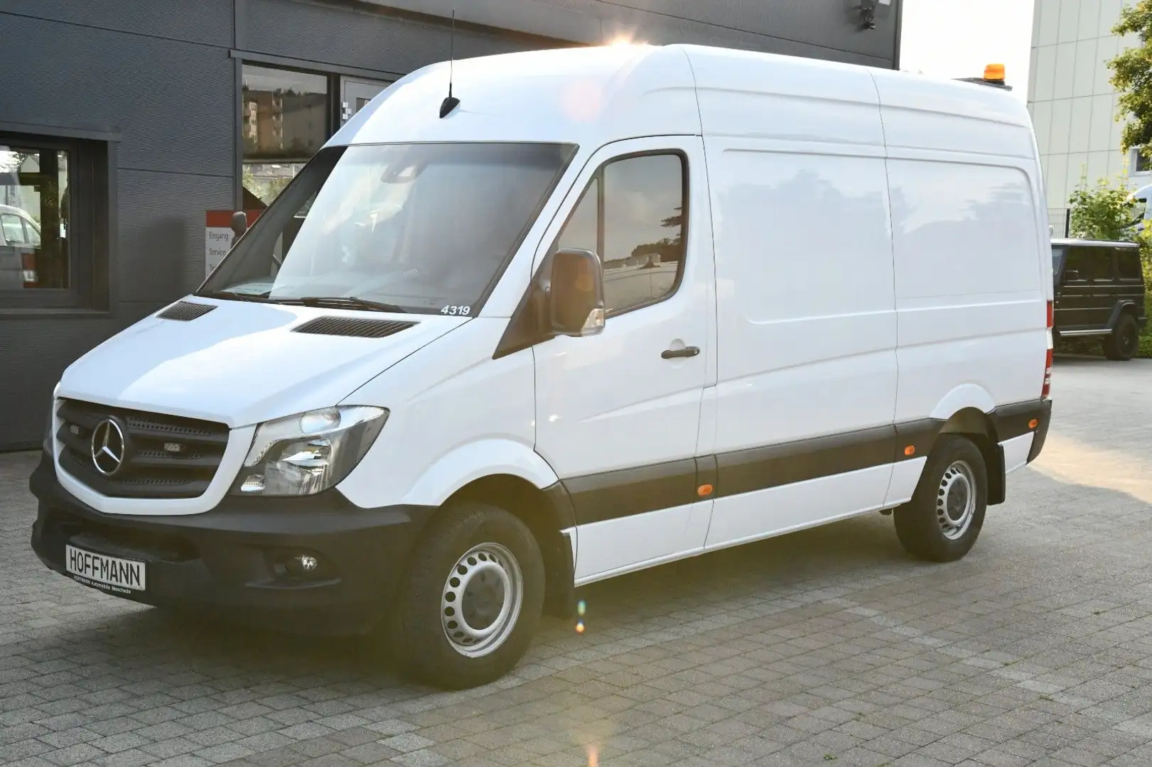 Mercedes-Benz Sprinter 316CDI Kasten L2H2 Regale *AHK 3,5 T* Weiß - 2