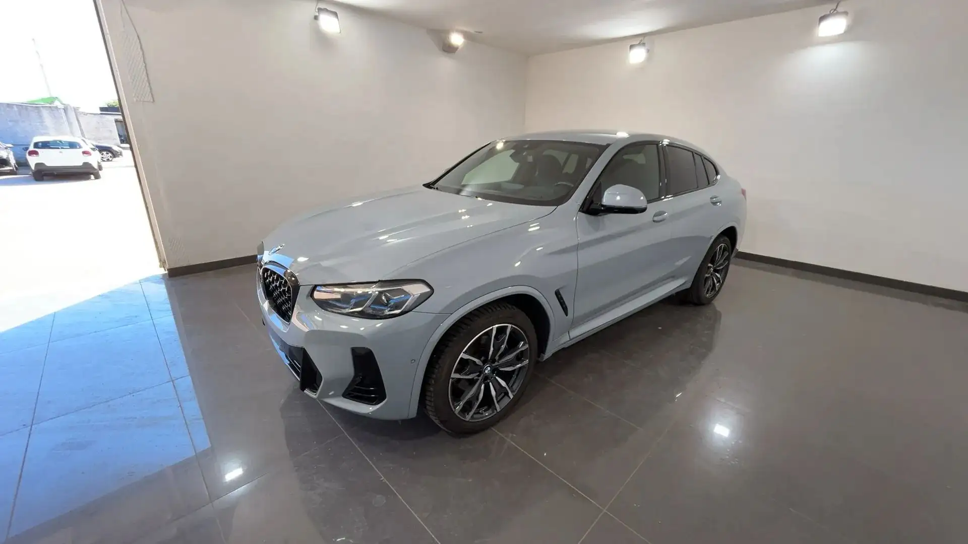BMW X4 Serie X4 xDrive 20 d M Sport 190cv auto Grigio - 2