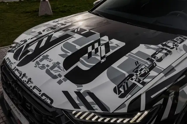 Audi RS6 view 5