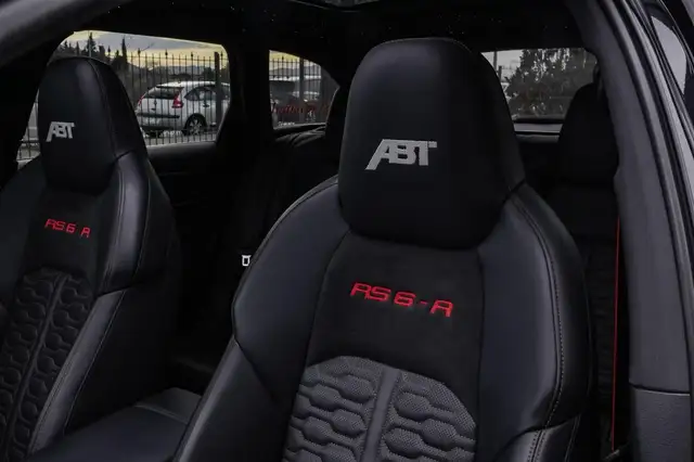 Audi RS6 view 15
