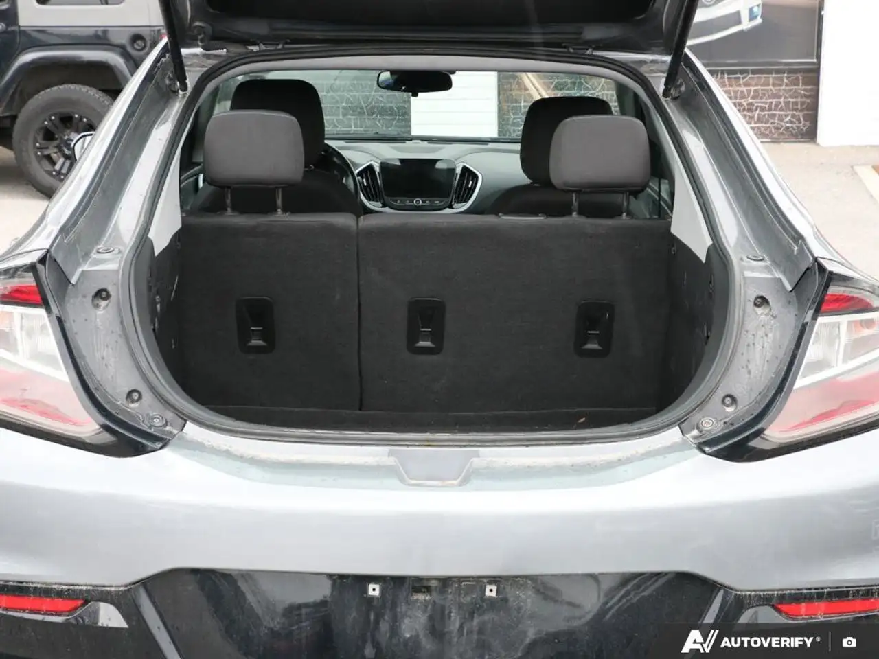 Chevrolet Volt снимка Chevrolet Volt