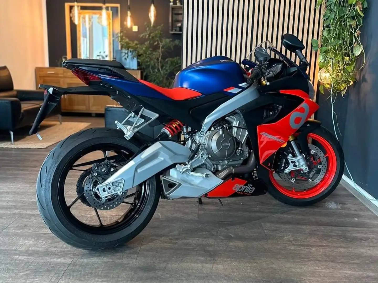 Aprilia RS 660 Синій - 2