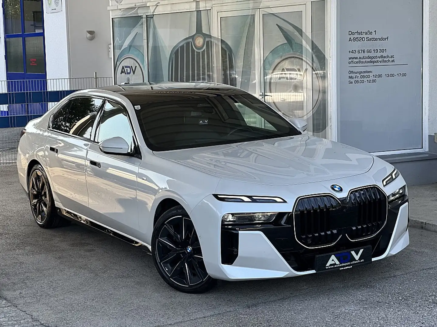 BMW 740 d xDrive M-Sportpacket Pro Limousine Aut. Weiß - 1