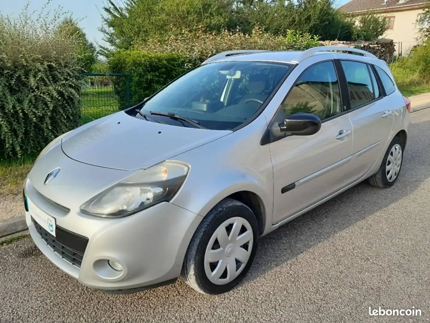 Renault Clio III 1.2 TCe 100ch 20th Euro5 Garanti 12 mois Gris - 1