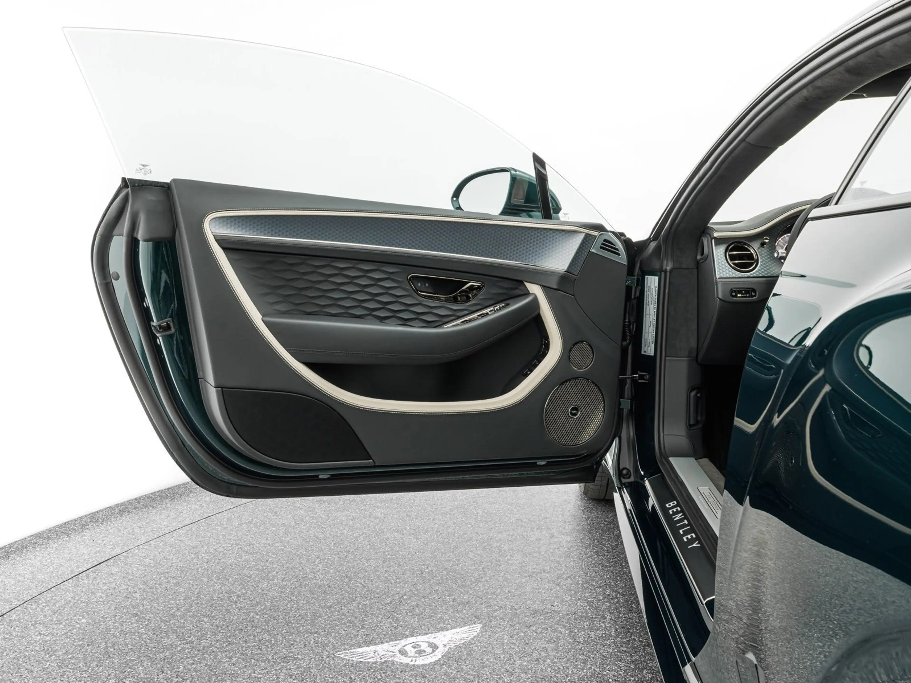 Bentley Continental GT Speed V8 Hybrid — photo 8