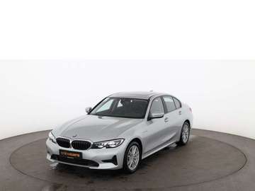 e xDrive Advantage Aut LED SKY LEDER R-CAM NAV