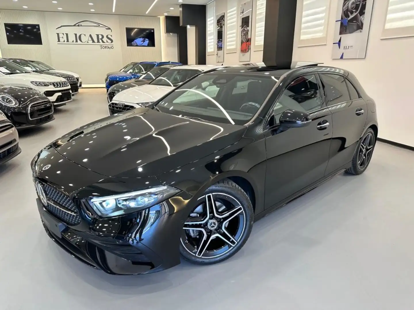 Mercedes-Benz A 180 Automatic 5p. AMG Line Premium Nero - 1