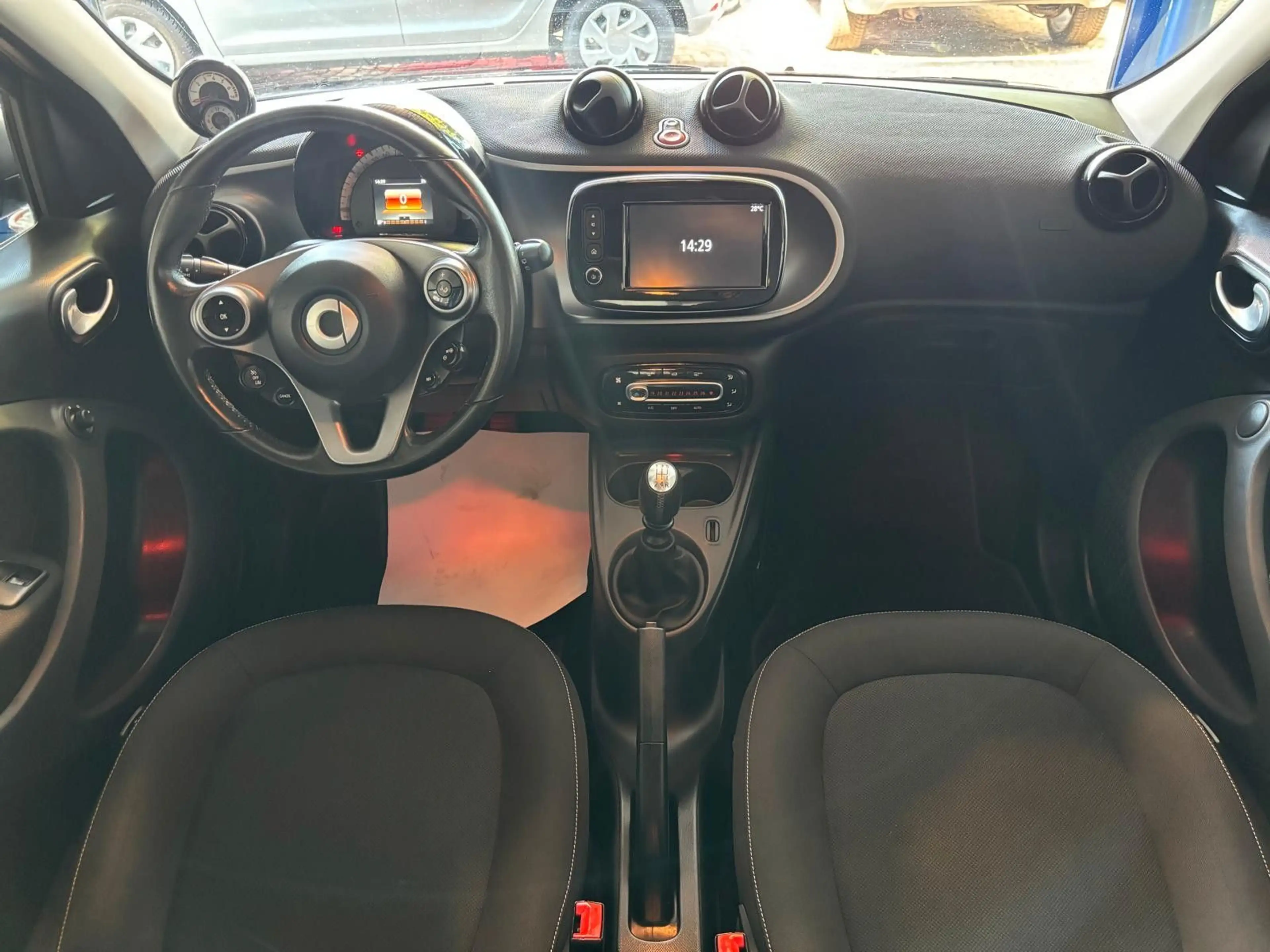 smart forFour forfour  66 kW / Panorama. — photo 13