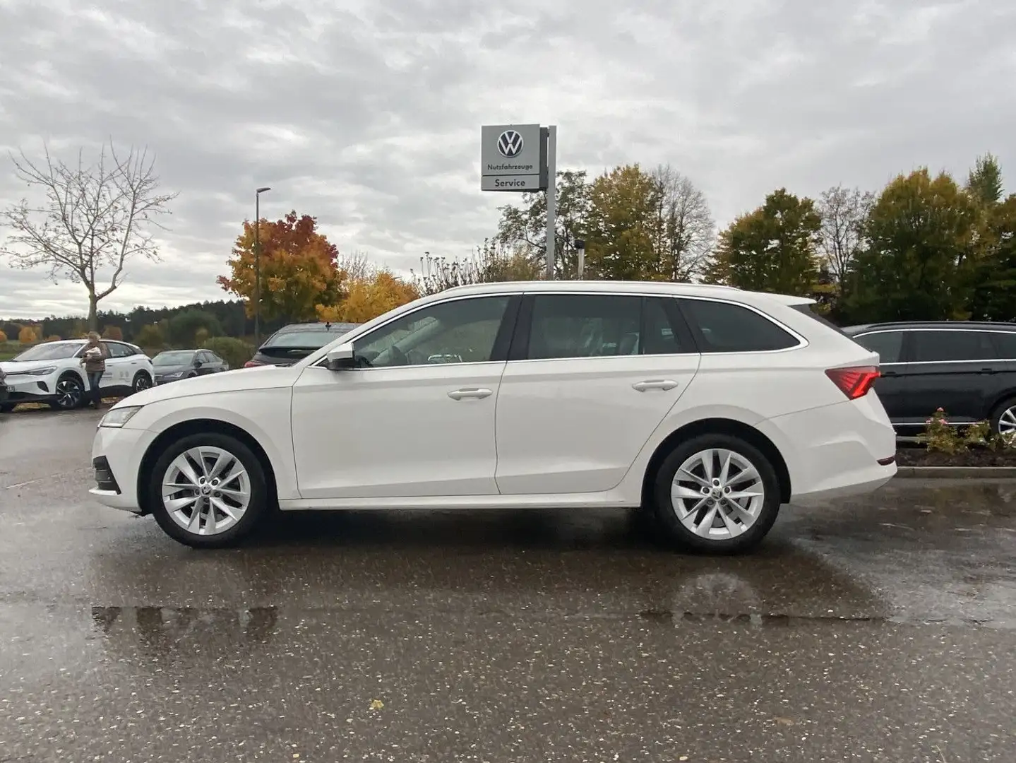 Skoda Octavia Combi 2.0 TDI Style 17"+NAVI-COLUMBUS+LE Weiß - 2
