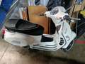 Vespa GTS 125 Wit - thumbnail 4