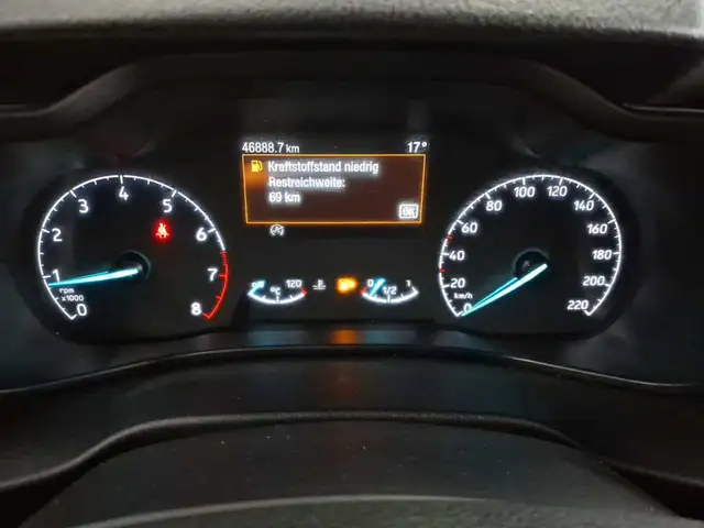 Ford Transit view 11