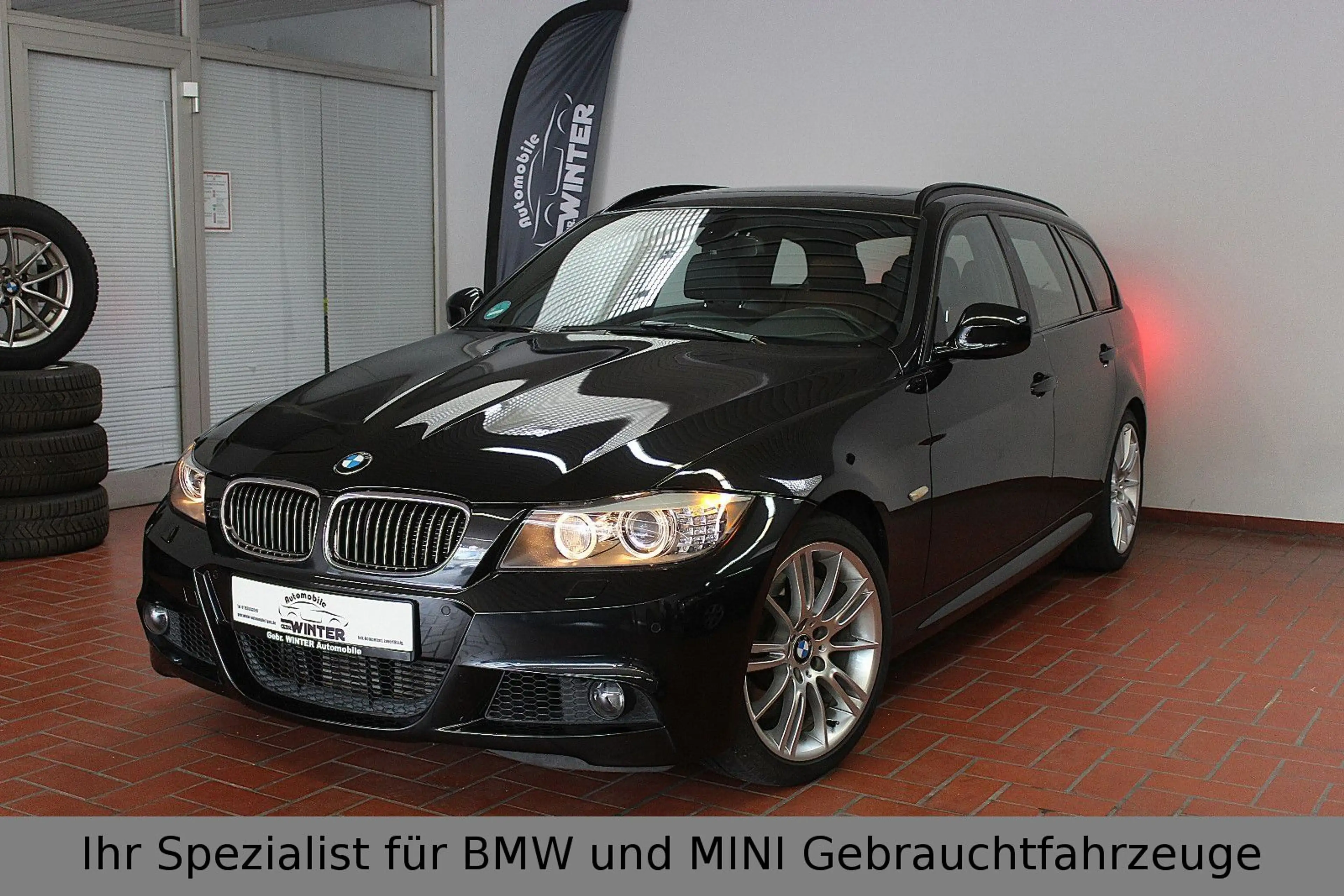 BMW 335 i*M-Paket*2.Hand*Scheckheft*Navi*Xenon