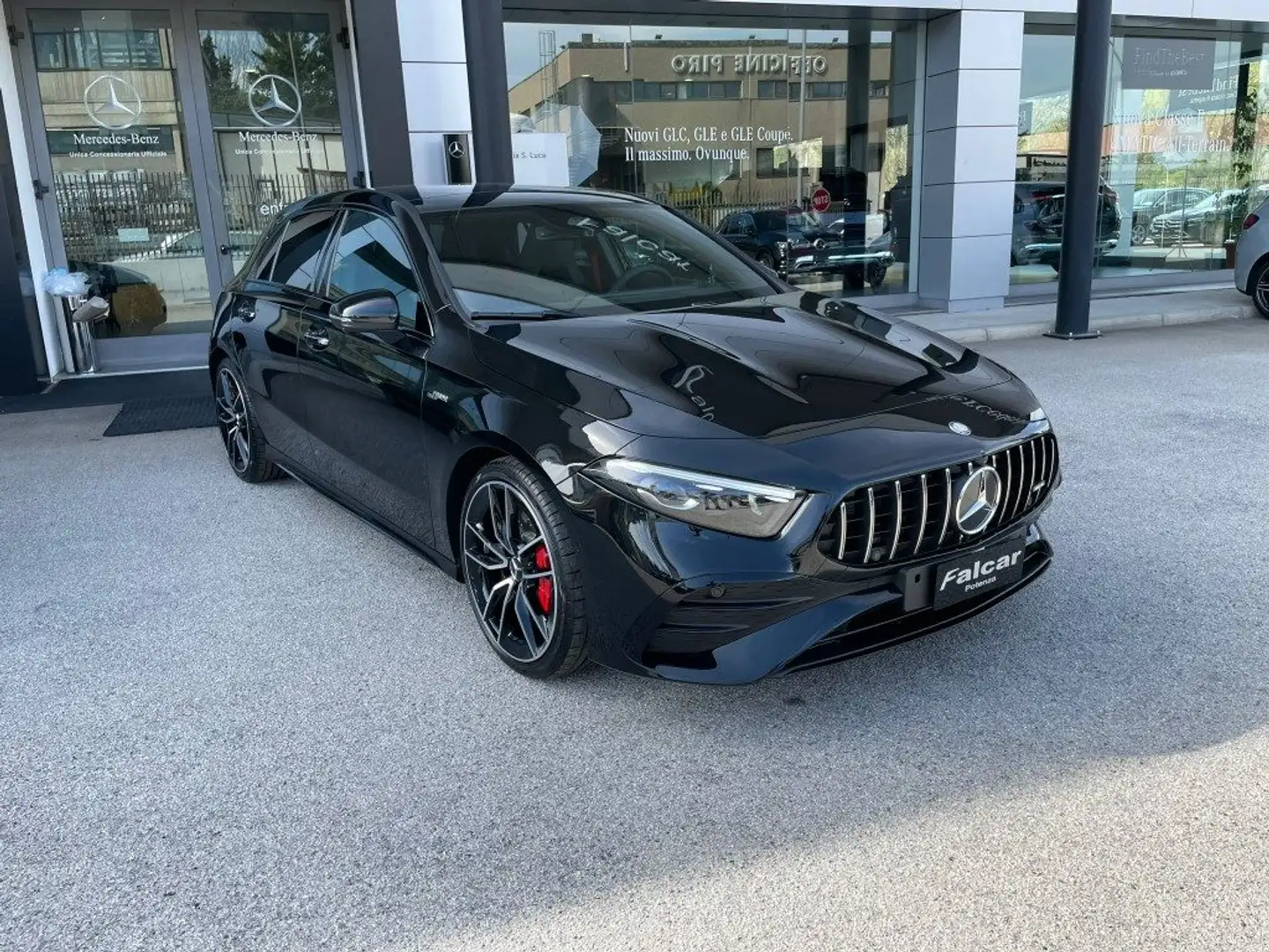 Mercedes-Benz A 35 AMG 4Matic Premium Plus Noir - 2