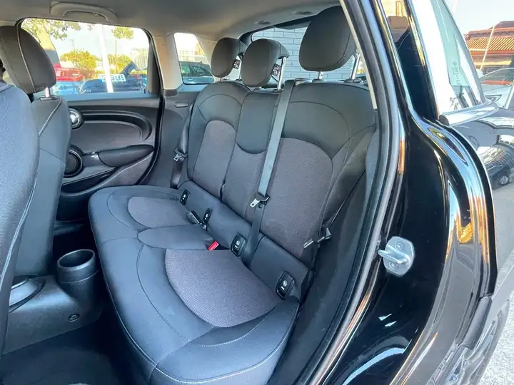 MINI One 2020, foto 24