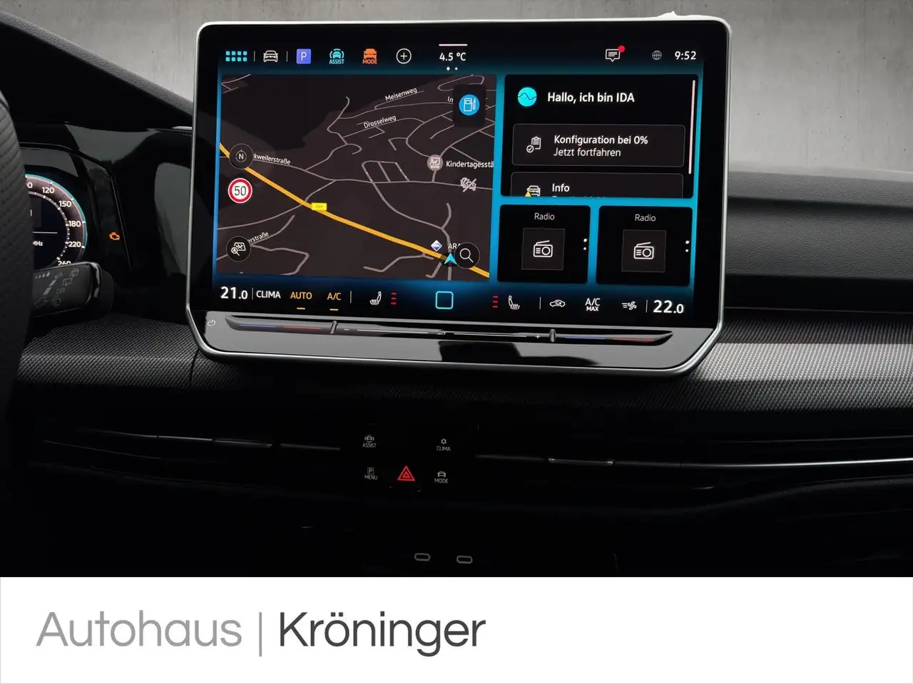 Volkswagen Golf VIII R-Line 1.5 eTSI DSG AHK HUD IQ.Light 15
