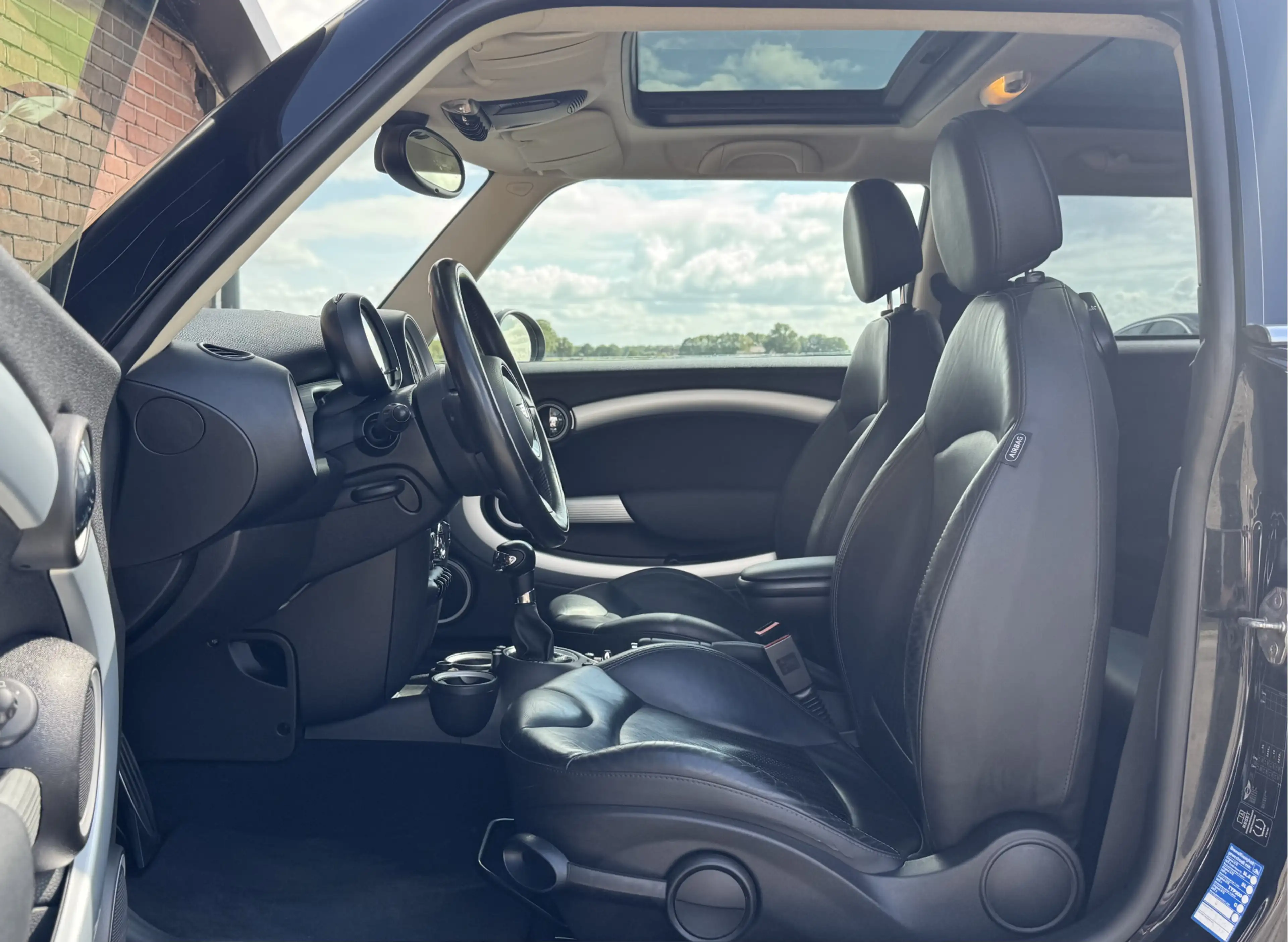MINI Cooper S 3-Deurs 1.6 WESTMINSTER | LEDER | PANO | NAVI! — photo 26