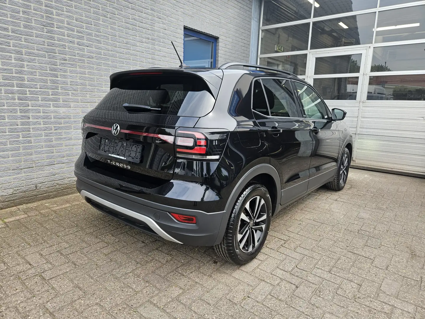 Volkswagen T-Cross 1.0 TSI United Inclusief Afleveringskosten Schwarz - 2