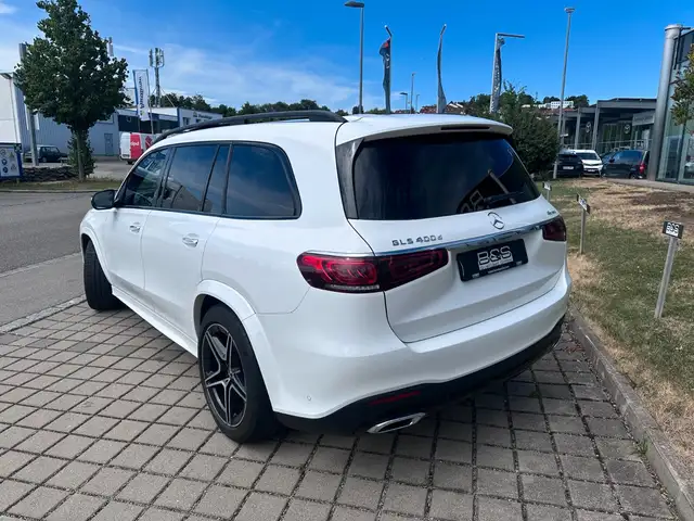 Mercedes-Benz GLS Class view 5