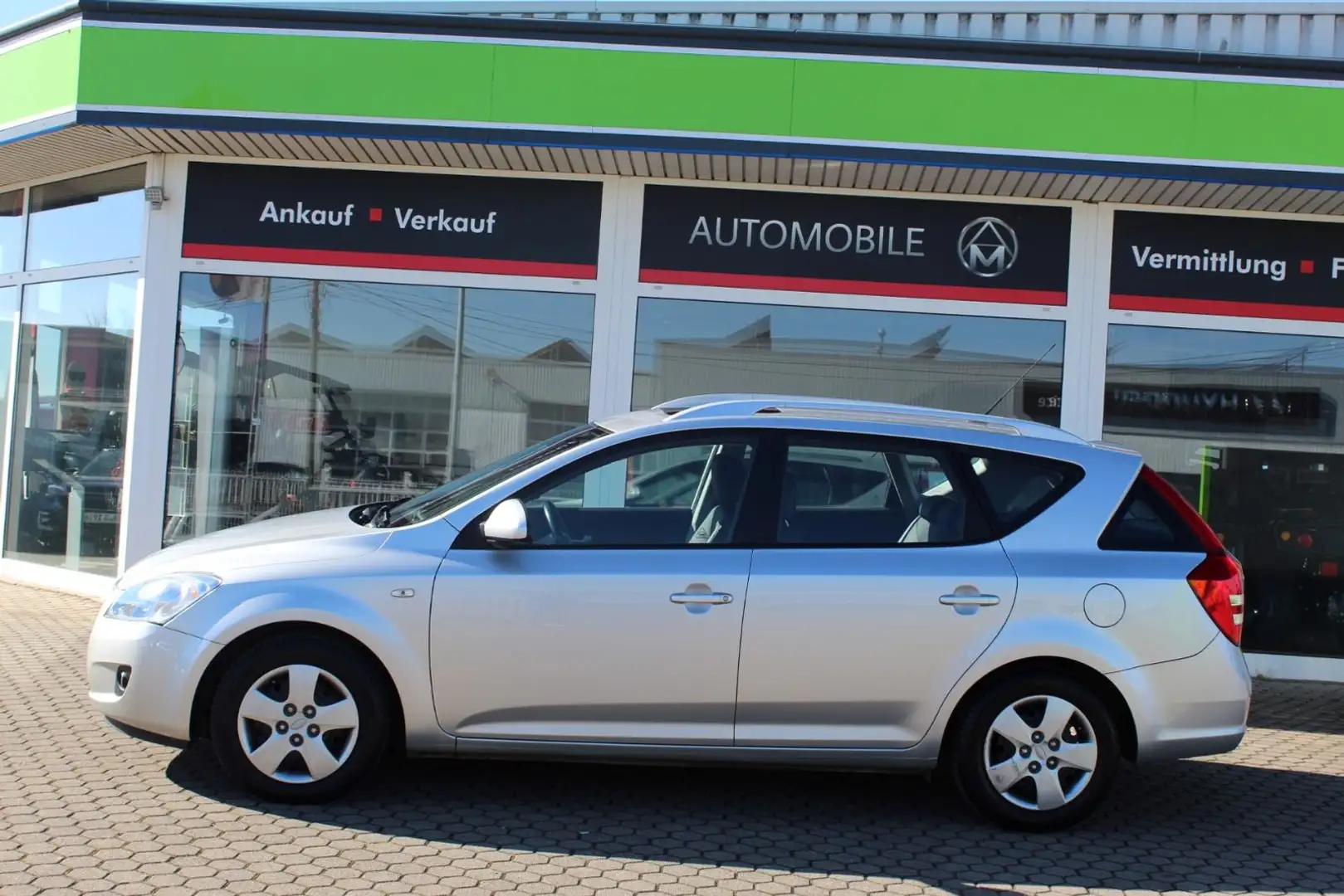 Kia Ceed / cee'd Ceed Sportswagon EX,SHZ,TÜV NEU,1-HAND,AUTOMATIK Grau - 2