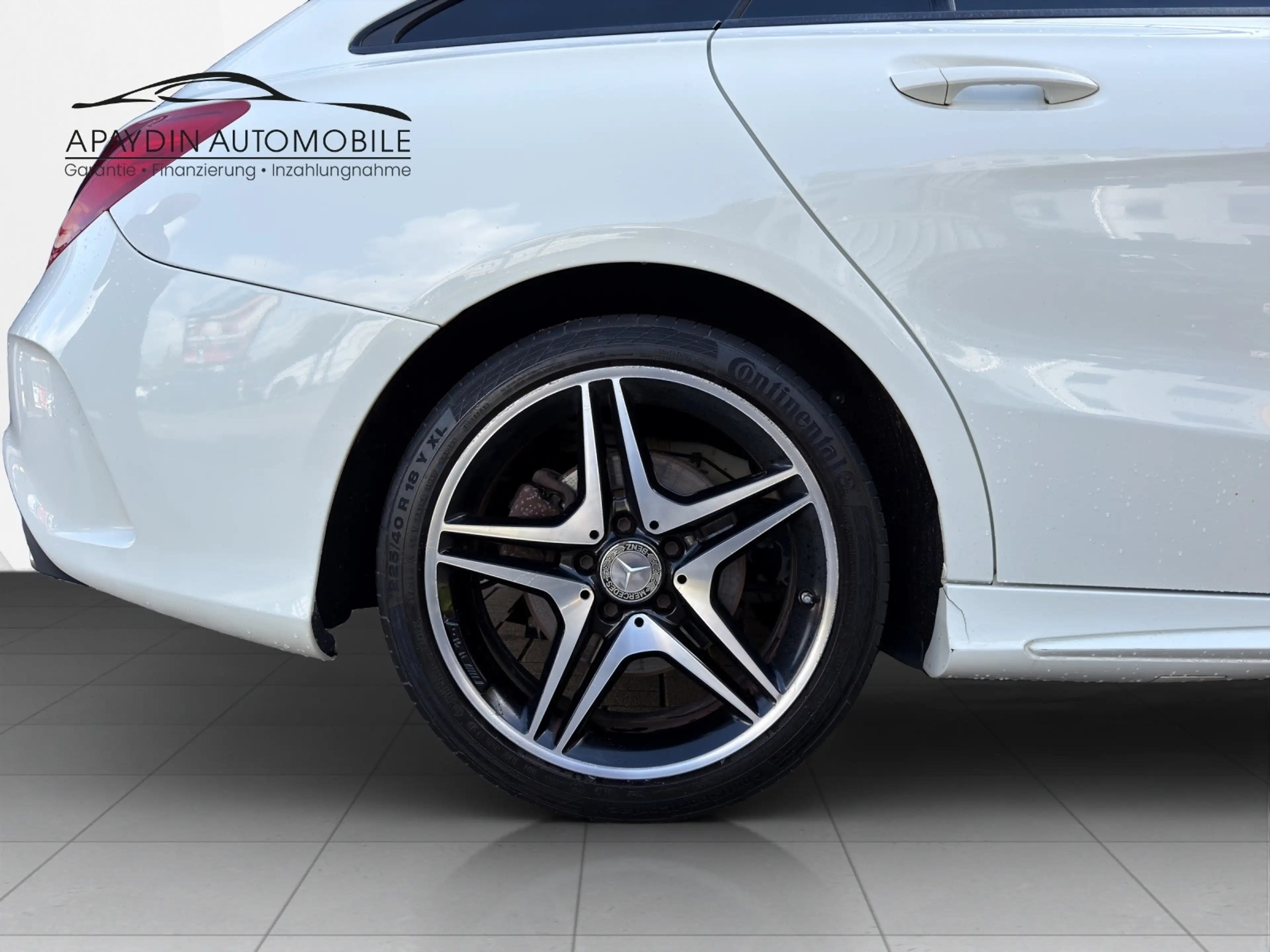 Mercedes-Benz CLA 180 AMG-Line XENON/NAVI/KLIMAAUT./R-KAMERA/SHZ/TEMPOMAT — photo 11