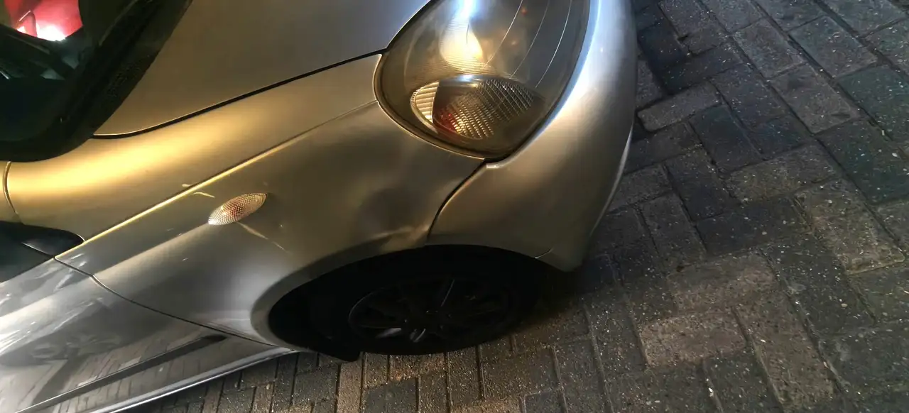 Toyota Yaris Nieuwe APK tot 22 sept 2027 1.3-16V VVT-i Luna, foto 4