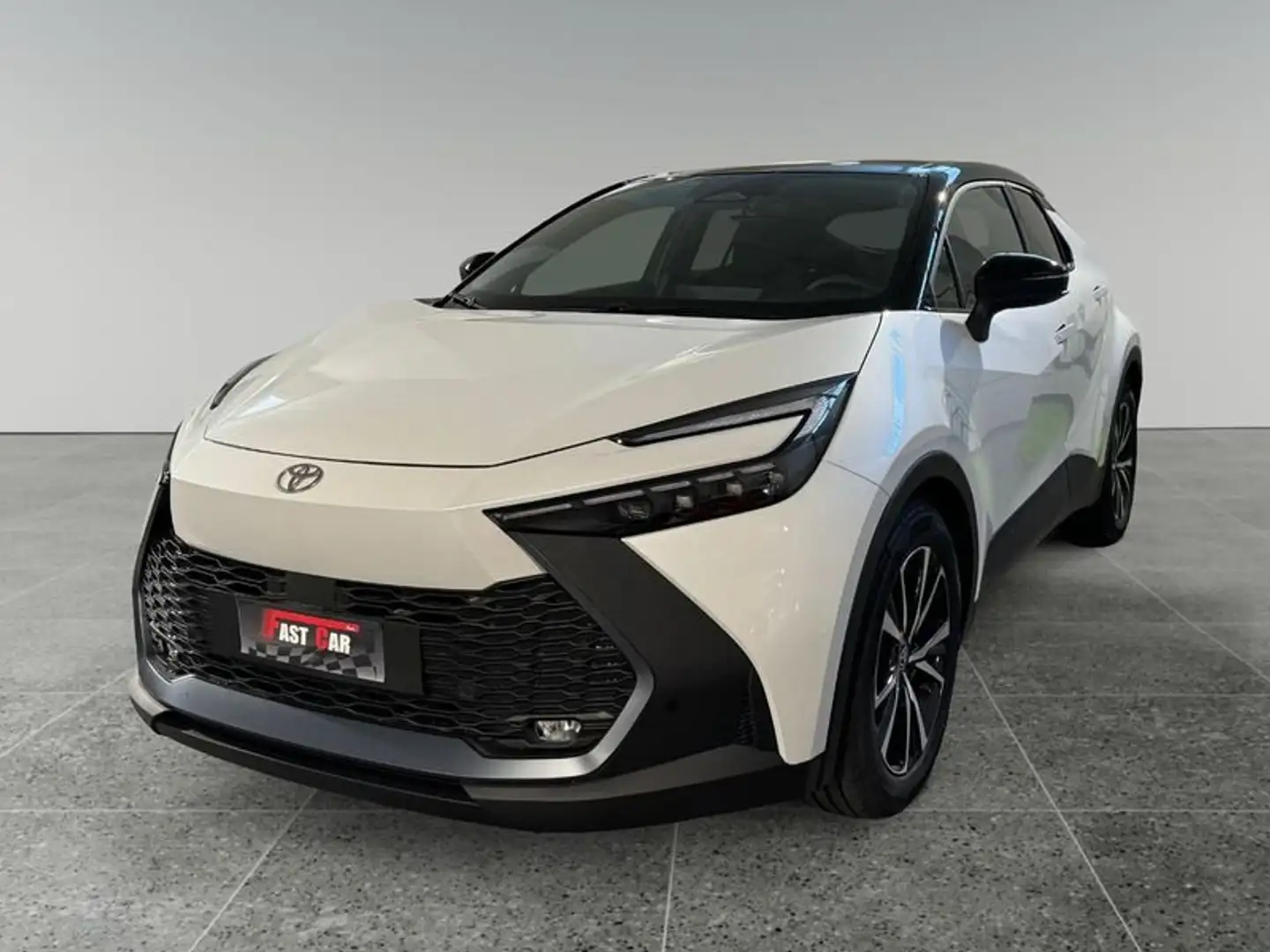 Toyota C-HR 1.8 HV Trend 140cv Bianco - 1