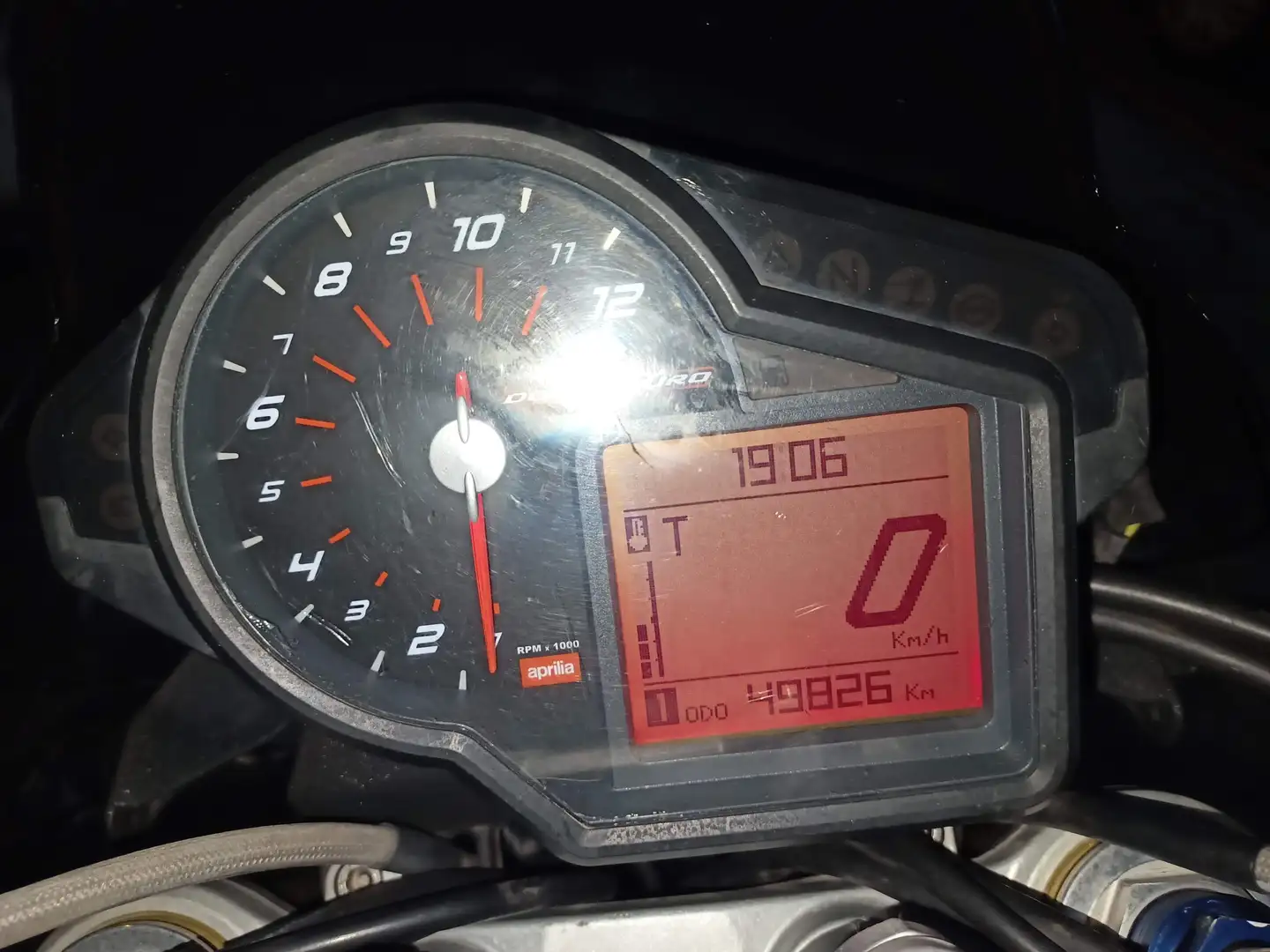 Aprilia Dorsoduro 750 Blanco - 1