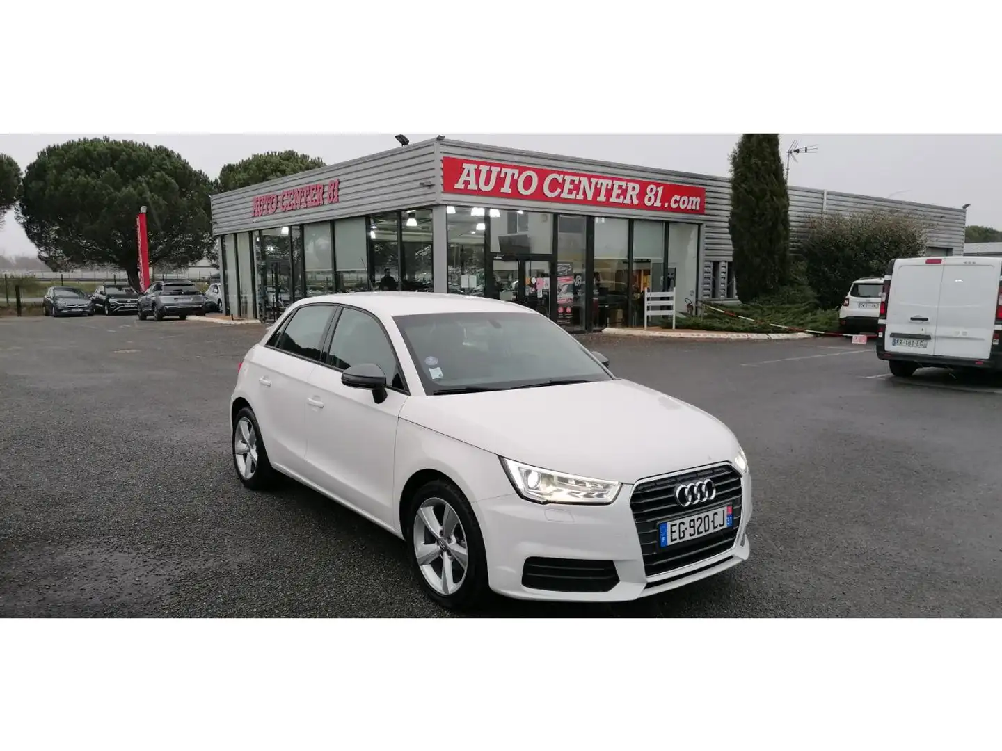 Audi A1 1.0 TFSI ultra 95 Ambition +GPS+XENON Blanc - 1