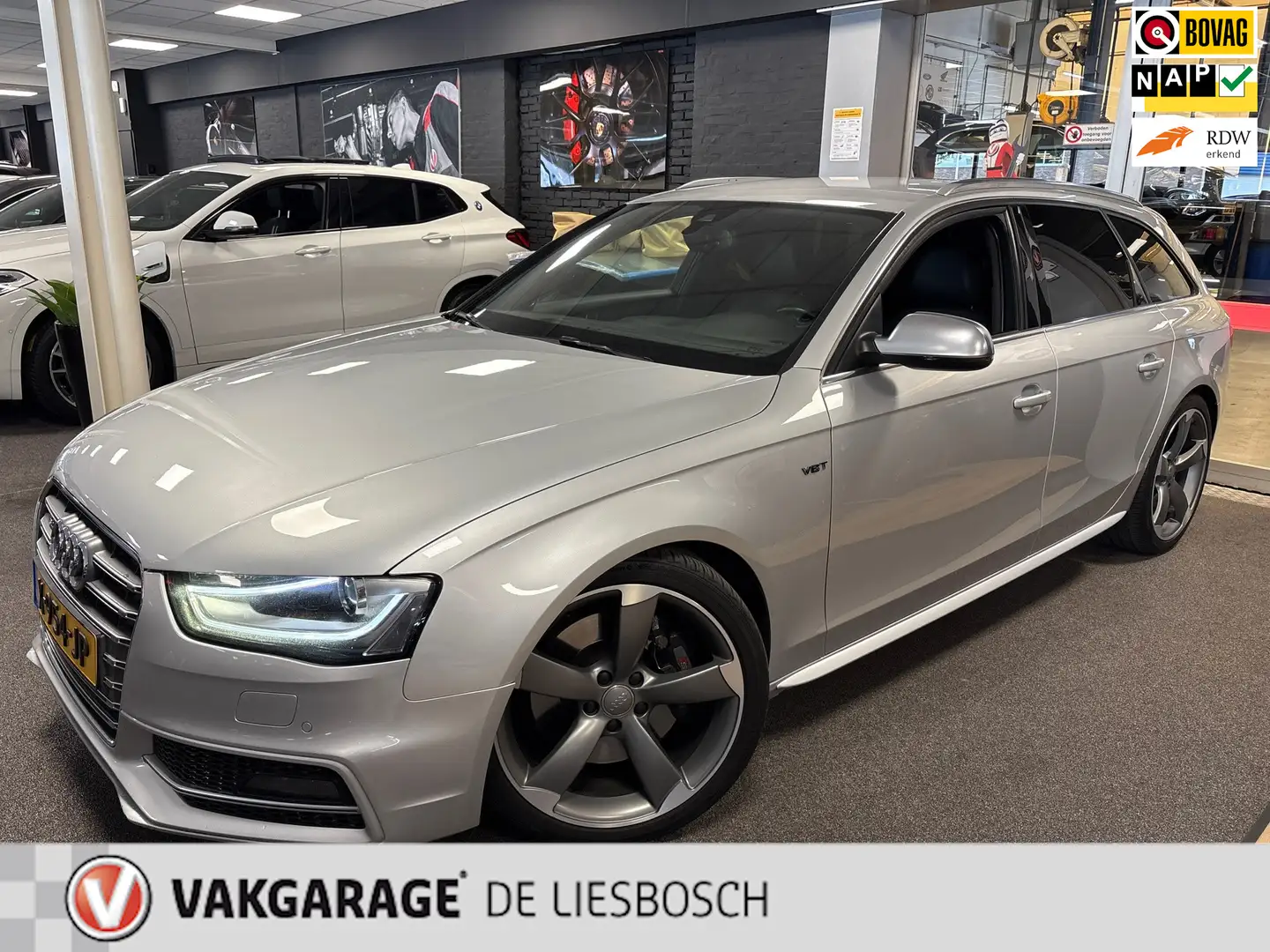 Audi A4 Avant 3.0 TFSI S4 quattro Pro Line,navi, B&O,stoel Grijs - 1