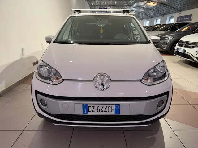 Volkswagen up! view 7