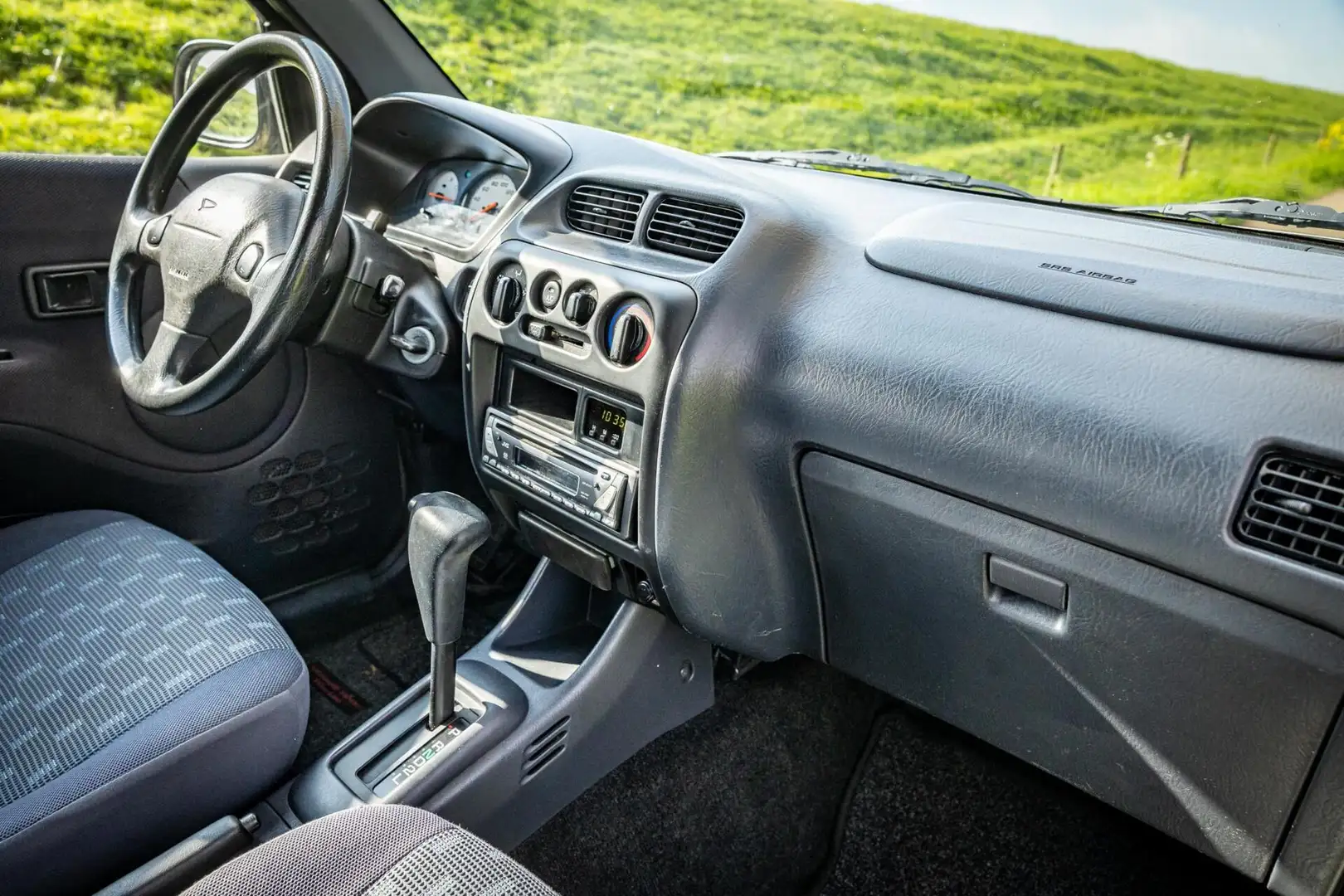 Daihatsu Terios 1.3 SXE |Automaat |Nap |Airco |Trekhaak Beige - 2