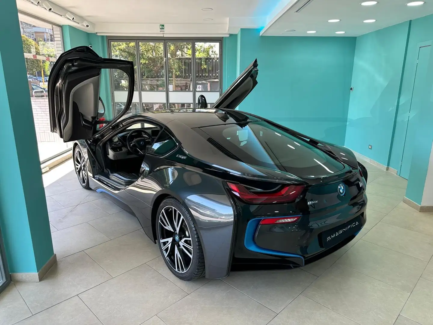 BMW i8 i8 Coupe I12 Coupe 1.5 auto Black - 1