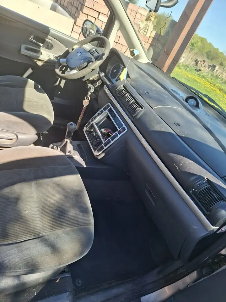 Ford Galaxy TDI, foto 9