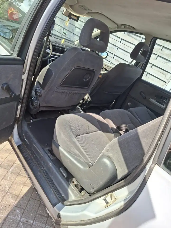 Ford Galaxy TDI, foto 6