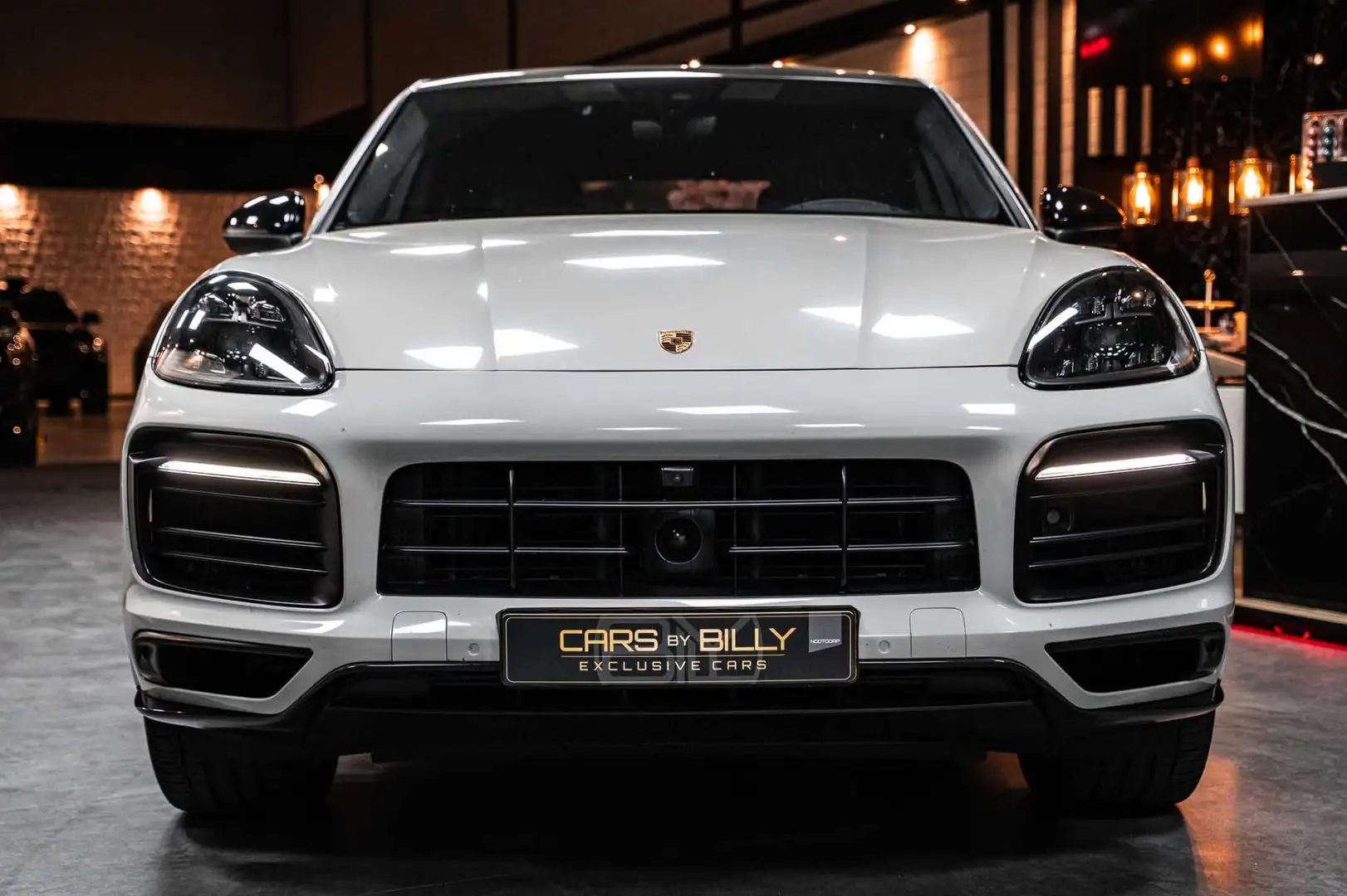 Porsche Cayenne Coupé 3.0 E-Hybrid FULL|WRAP|BOSE|MASSAGE Zwart - 2