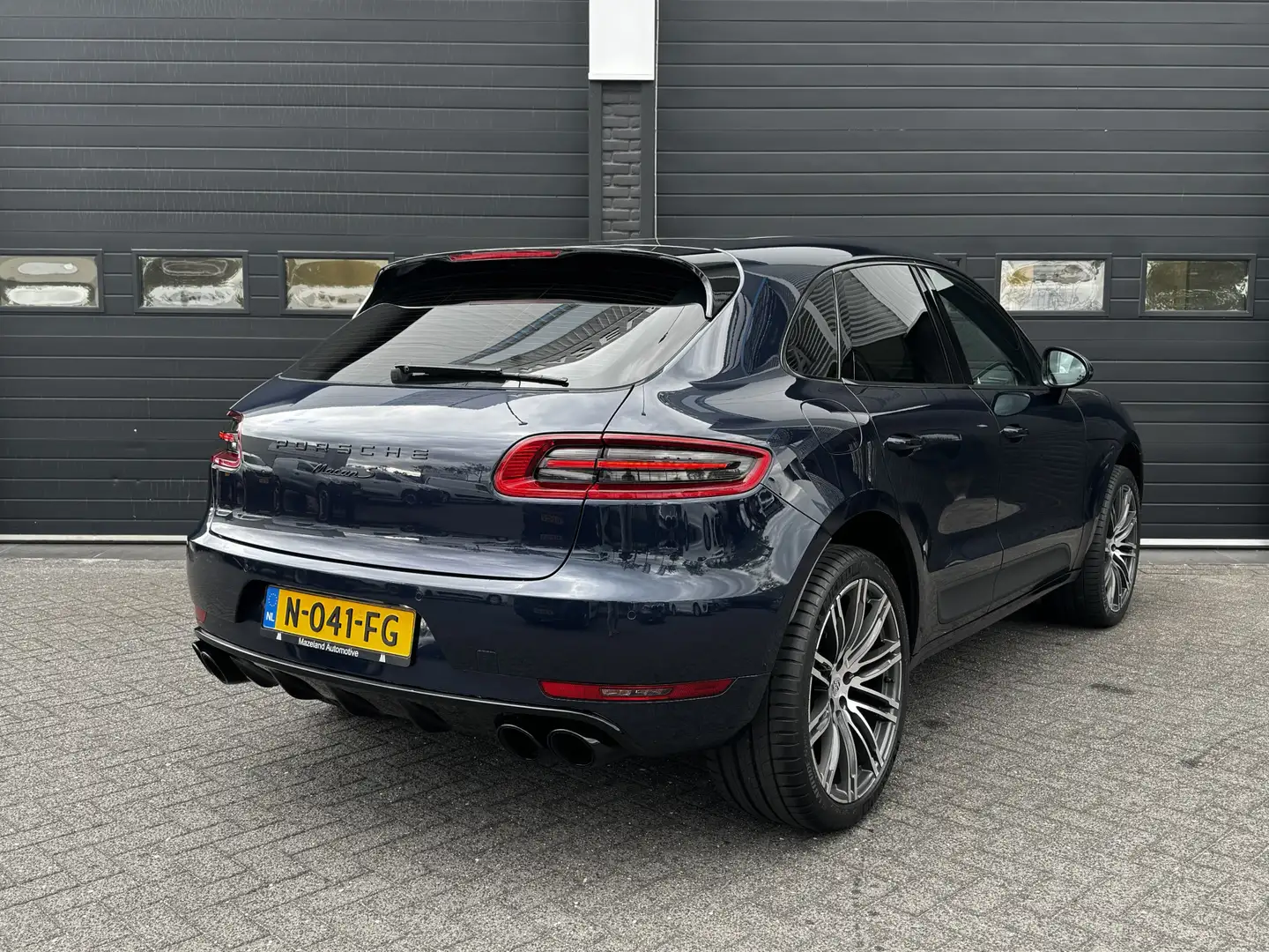 Porsche Macan 3.0 S 340PK | Pano | Leder | 21'' | Stoelverw. | € Bleu - 2