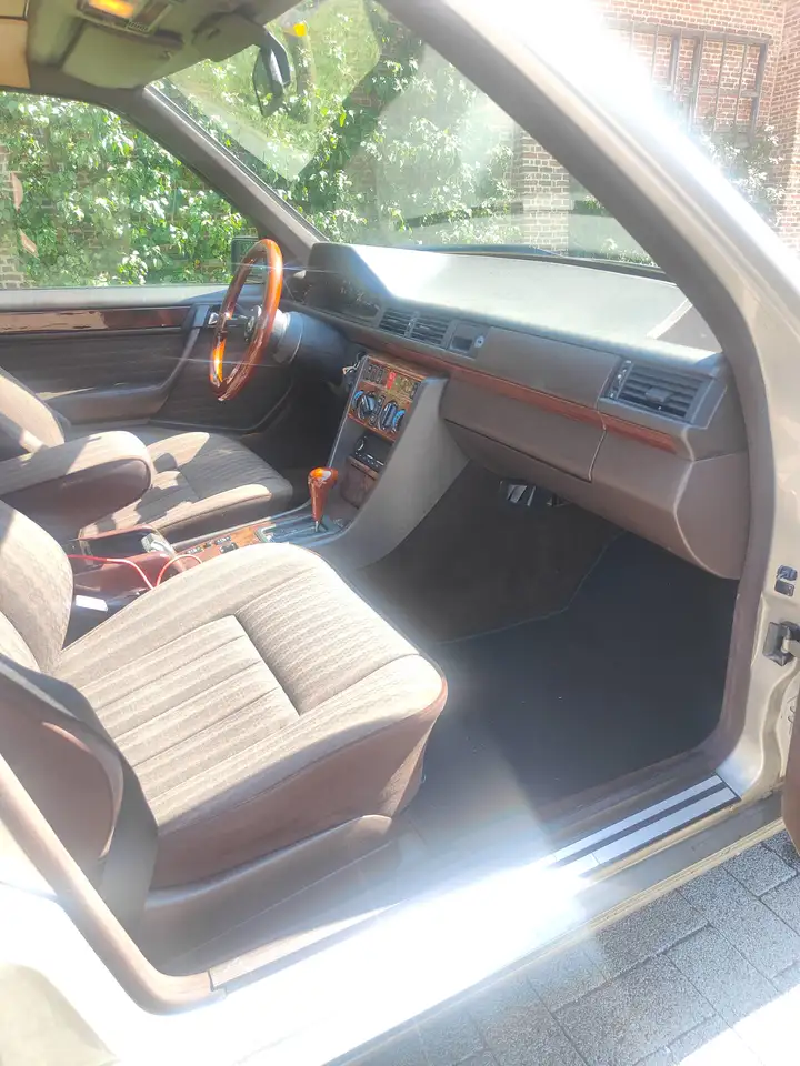 Mercedes-Benz 280 E-klasse combi, foto 9